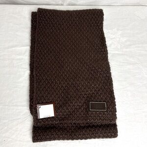 *HOLIDAY GIFT*NWT Coach Basketweave Muffler